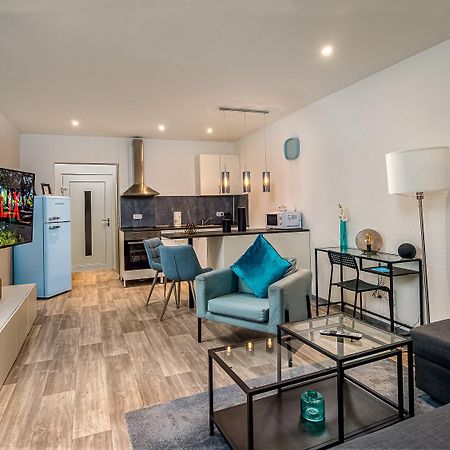 Tiny House In Duisburg By Junik Apartments Екстериор снимка